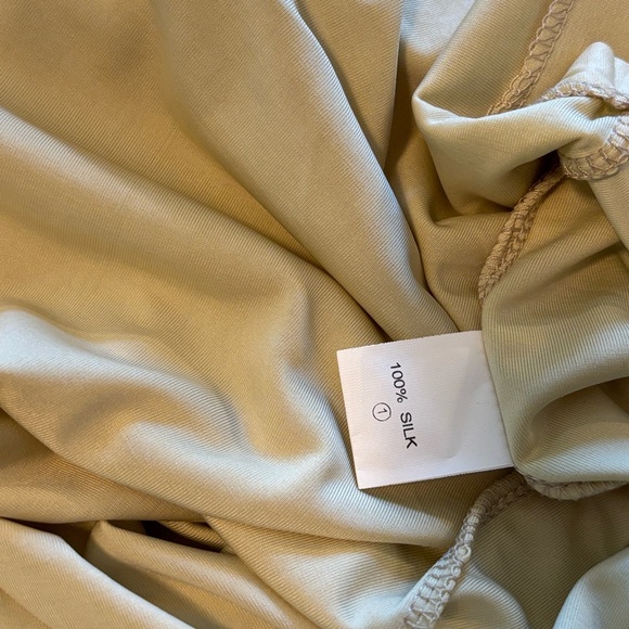 New silk shirt size large - Picture 6 of 6